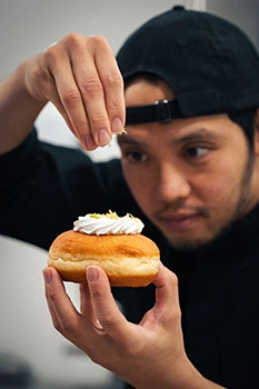 Meng fondateur et artisan donutier La Maison du Donut LILLE